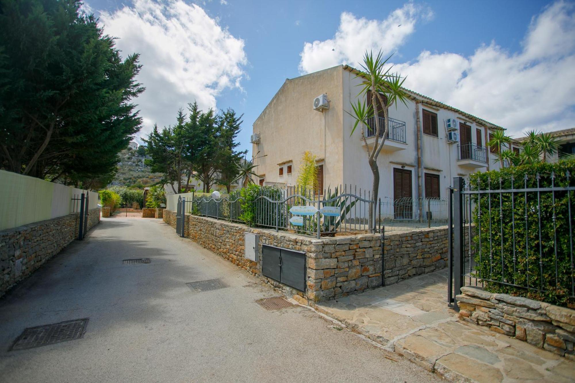 Sanvitotour- Residence Il Baglio Сан-Вито-Ло-Капо Экстерьер фото